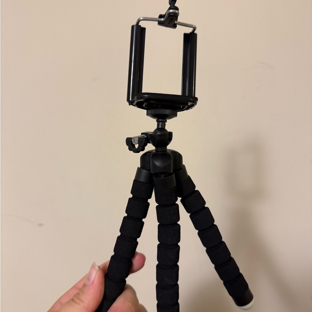 Flexible Black Tripod for Cameras and Smartphones